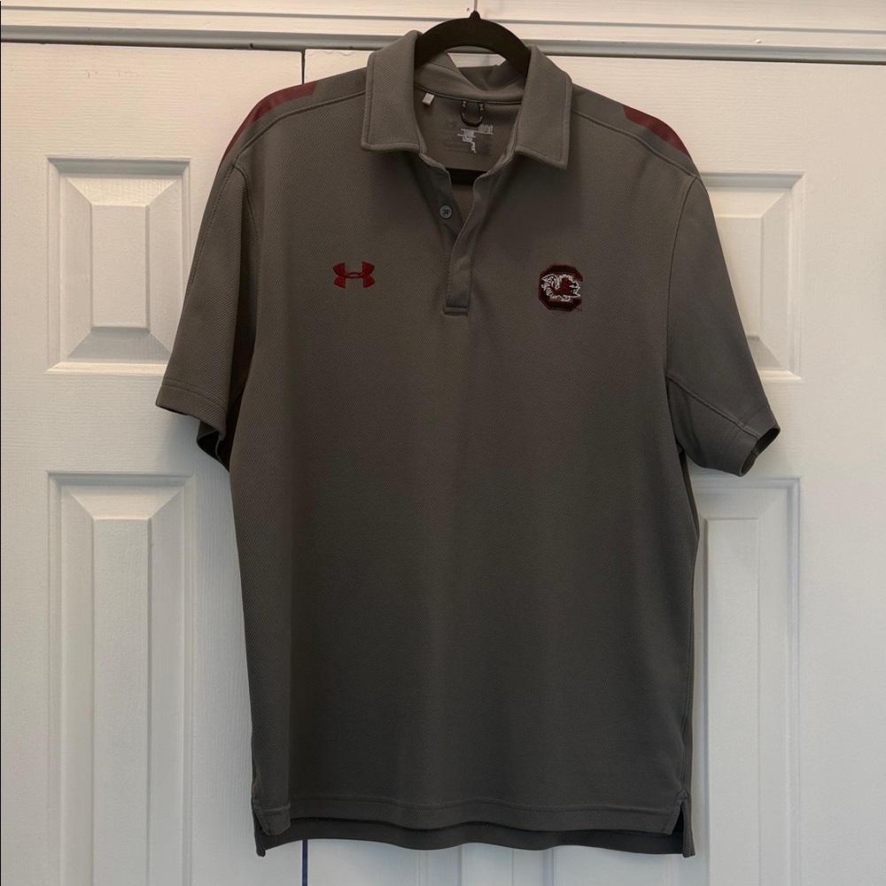 Men’s UNDER ARMOR Gray Loose Fit Performance Polo USC Gamecocks Sz. L
